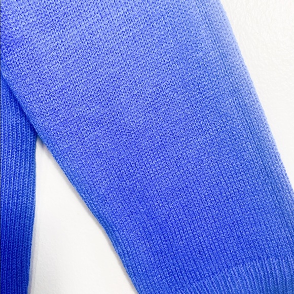 Single Thread Faded Blue Pullover Sweater - Picture 3 of 4